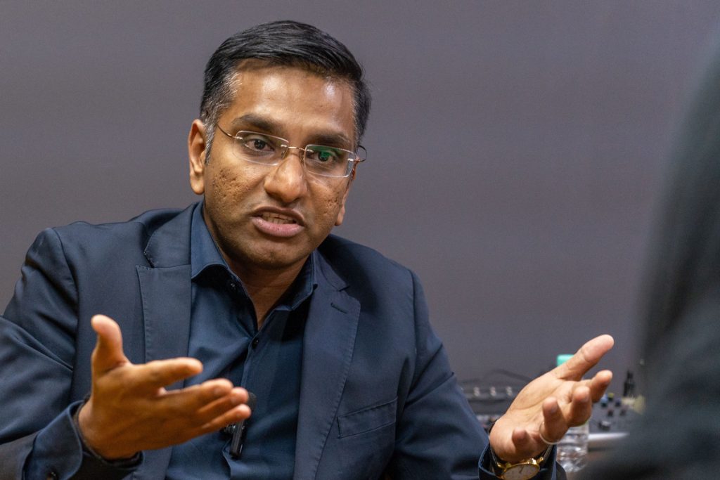Don’t Be ‘Jaguh Kampung’, Senator Tells Local Master’s Medicine ...
